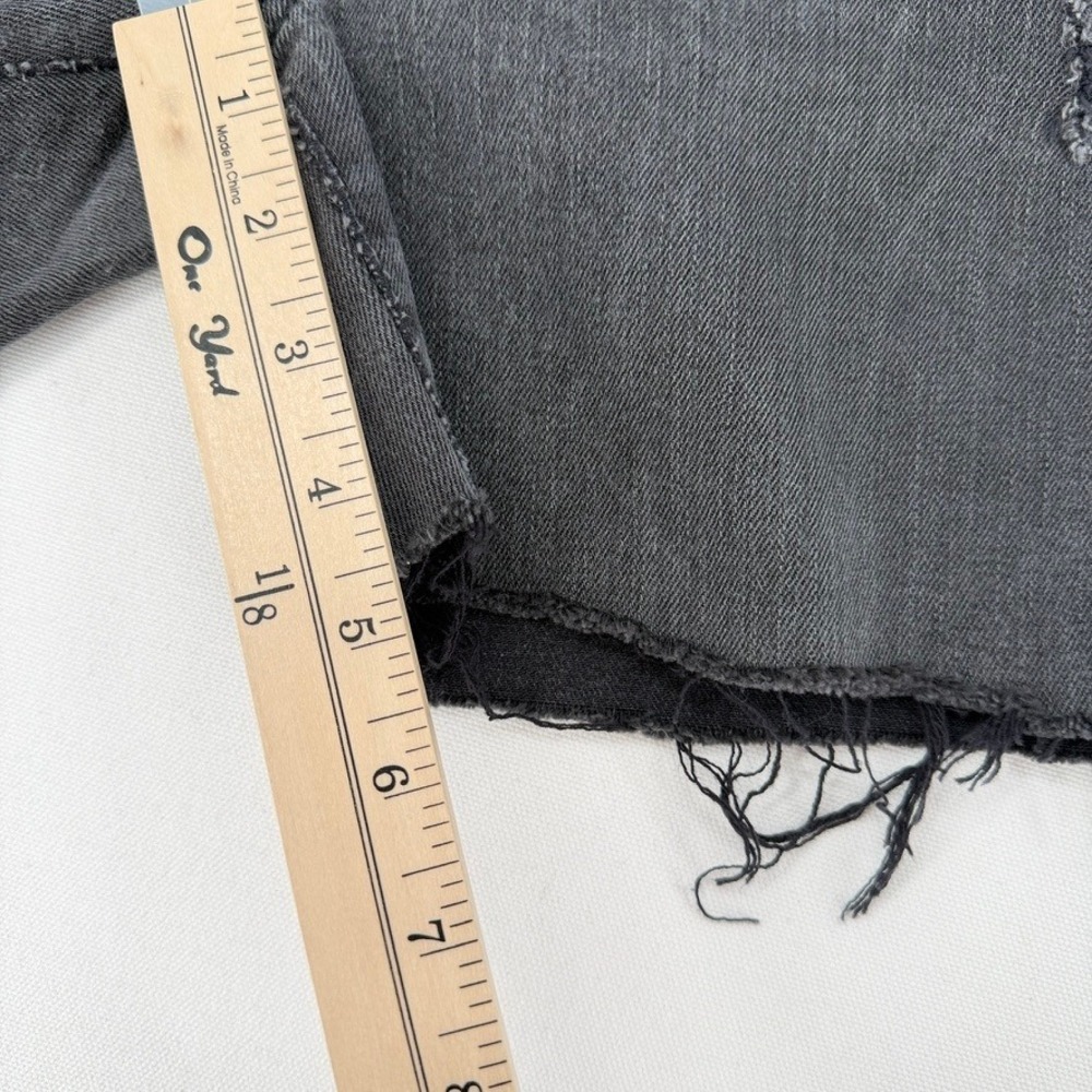 American Eagle Gray Distressed Cutoff Denim Shorts Skinny Size 8 - Picture 6 of 13